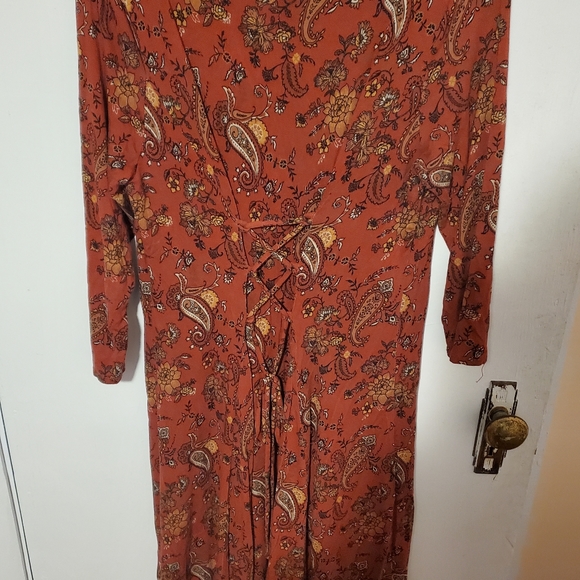 Long Sleeve Dress - Picture 2 of 2